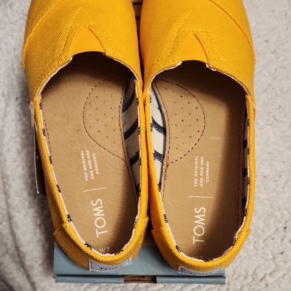 TOMS Vibrant Yellow Canvas Slip-Ons - Picture 3 of 5